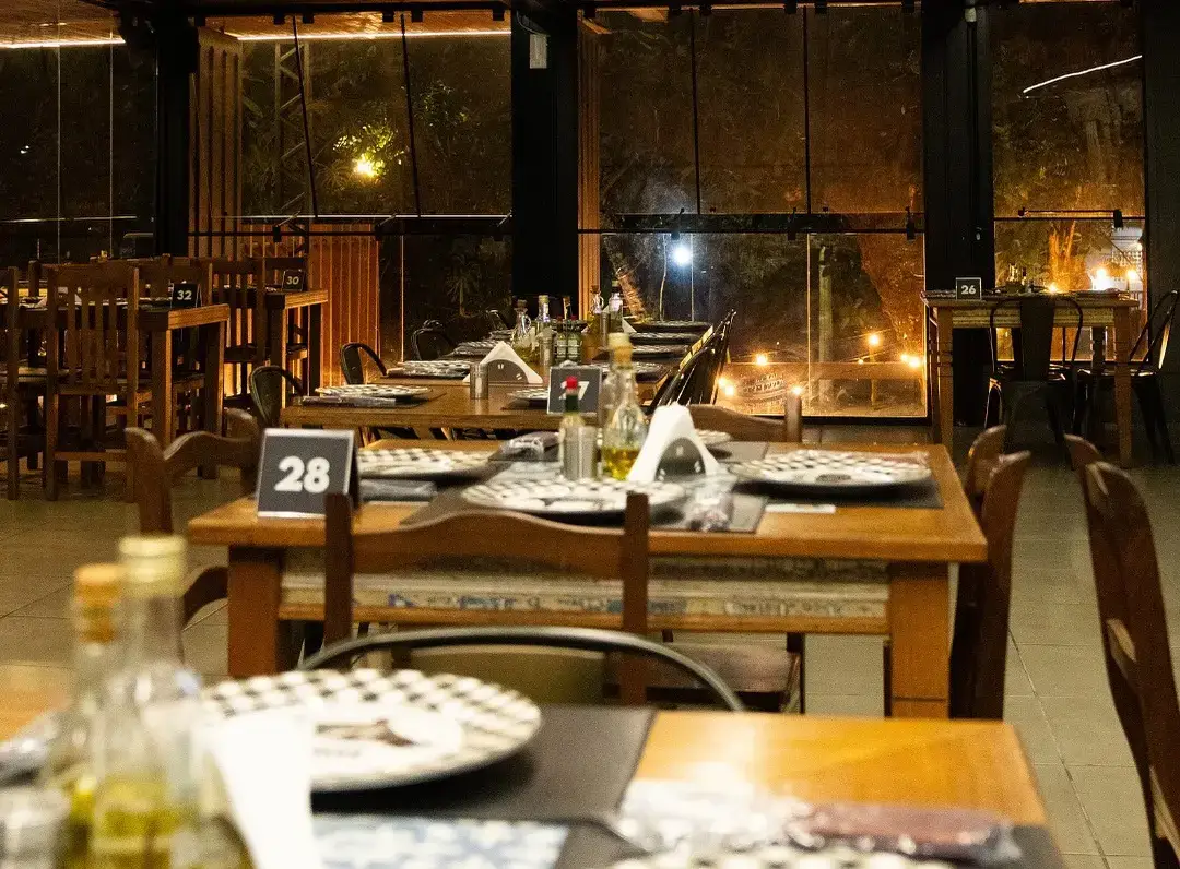 Salão do El Tarquin à noite